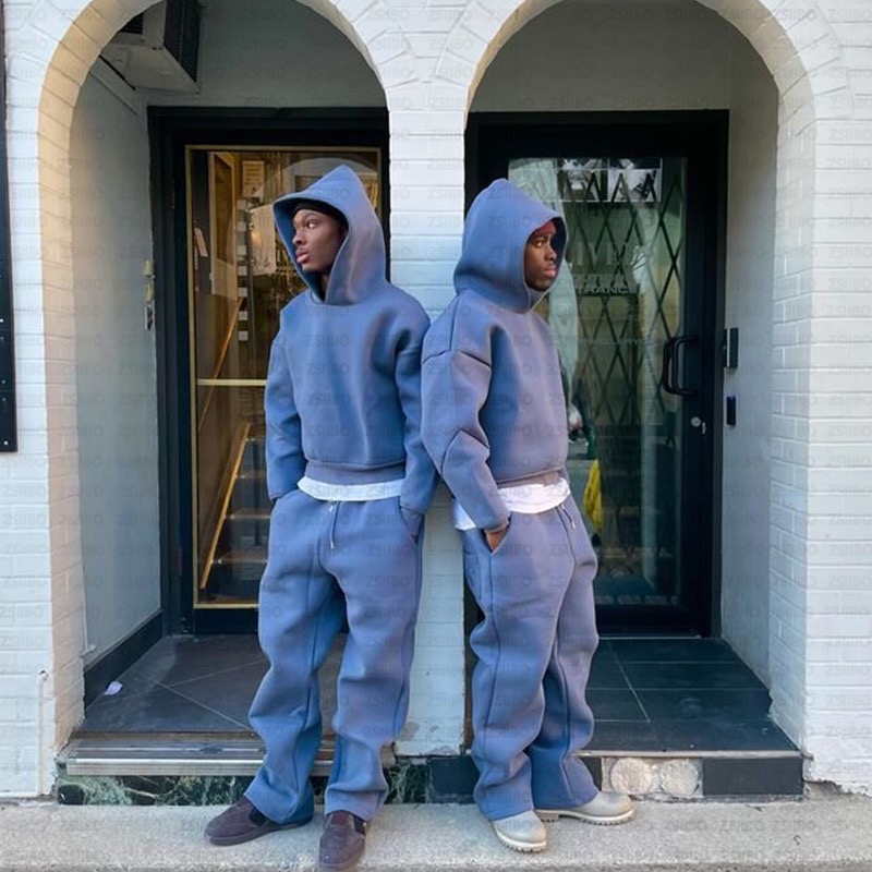 Simple sweatshirt sweatpants set